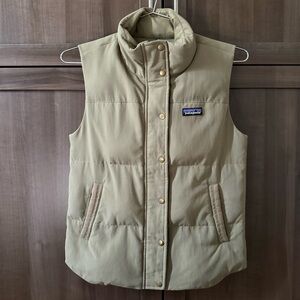 Patagonia Women’s Down Bivy Vest, Olive Green, Size XS